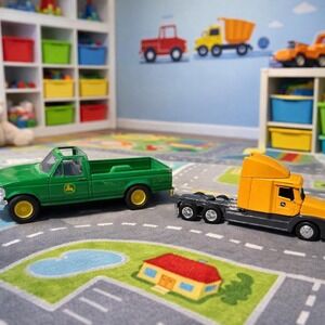 Vintage John Deere Truck & 18 Wheeler Cab Truck